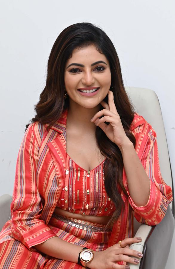 Athulya Ravi Stills