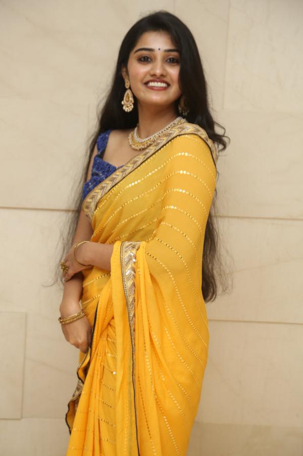atira-raju-stills-20.jpg