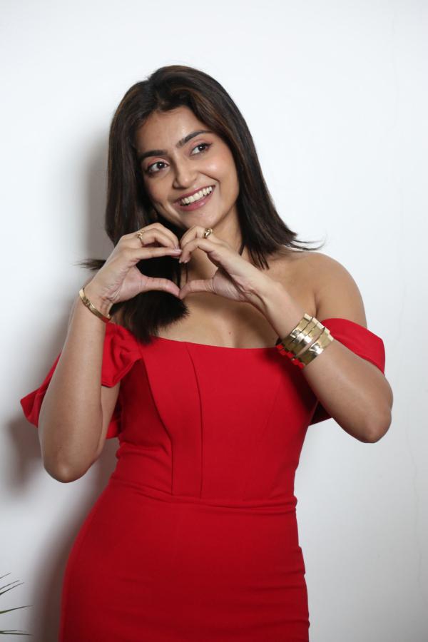 avantika-mishra-stills-16.jpg