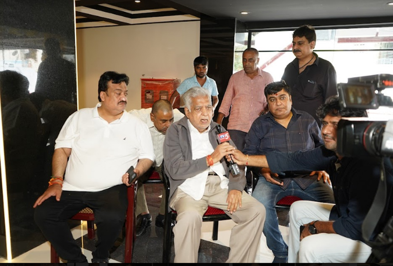 avd-cinemas-multiplex-opening-19.jpg