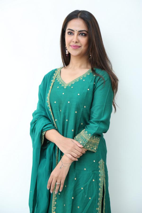 avika-gor-stills-2-16.jpg
