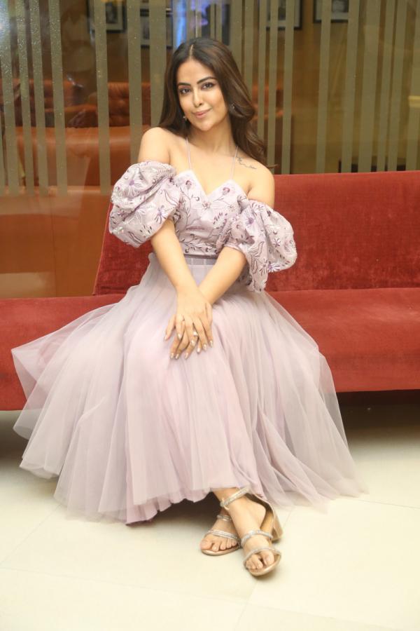 avika-gor-stills-4.jpg