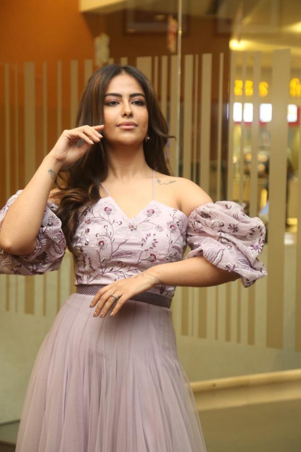 avika-gor-stills-6.jpg