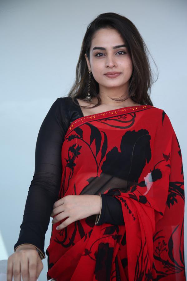 ayesha-singh-stills-11.jpg