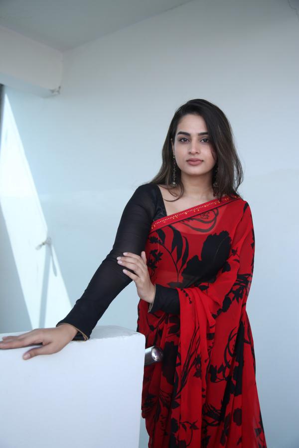 ayesha-singh-stills-13.jpg