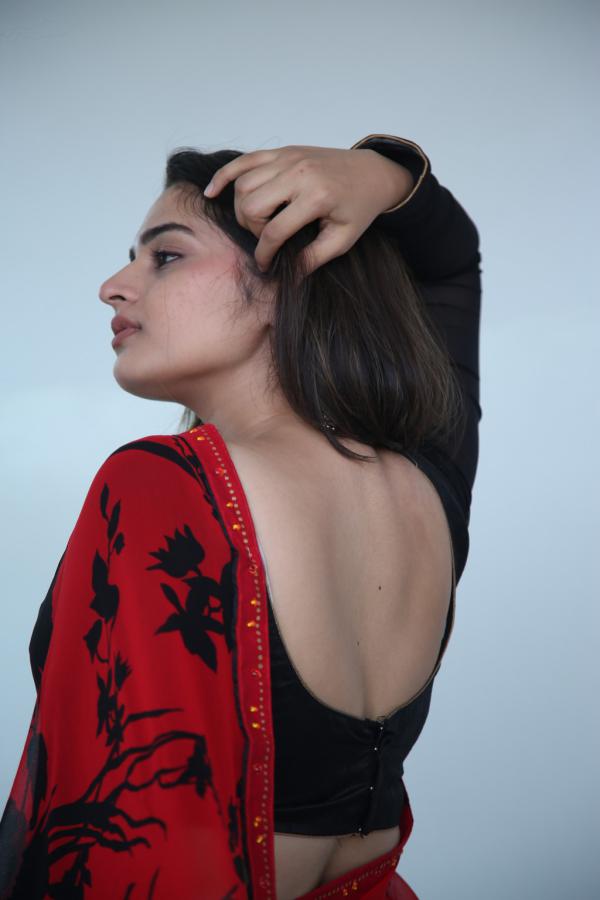 ayesha-singh-stills-2.jpg