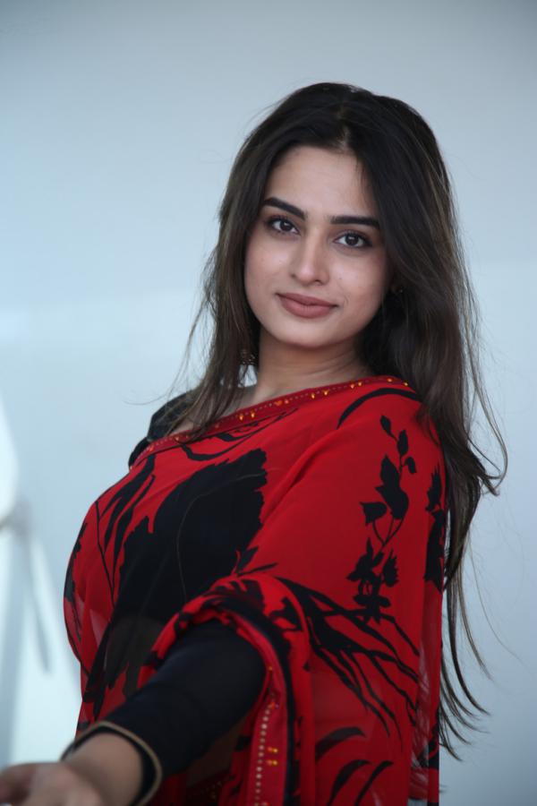ayesha-singh-stills-5.jpg