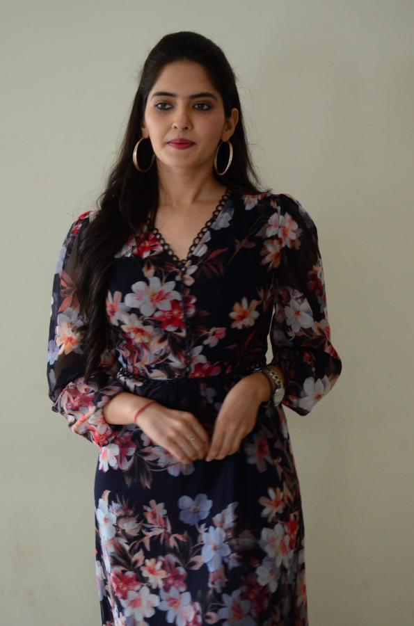 ayraa-stills-10.jpg