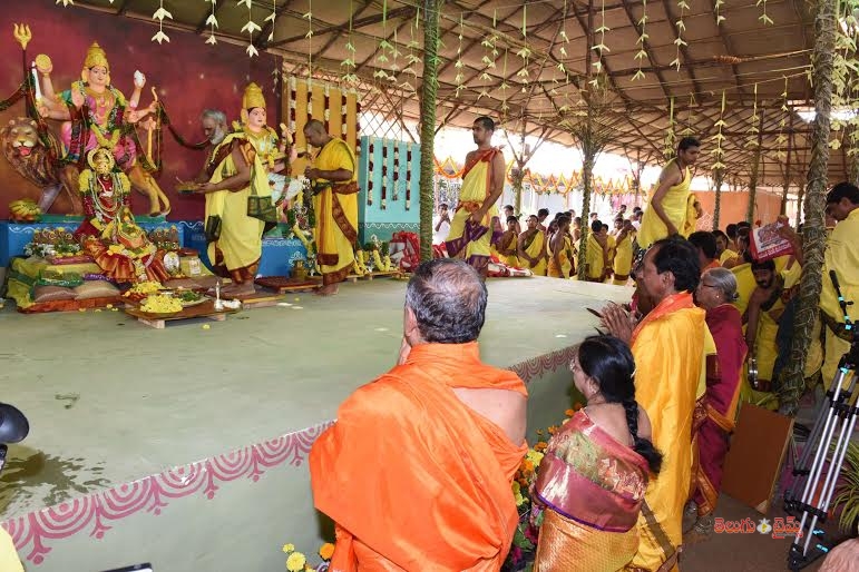 ayutha9-1450889110.jpg