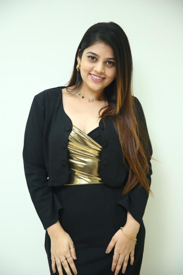 baandhavi-stills-11.jpg