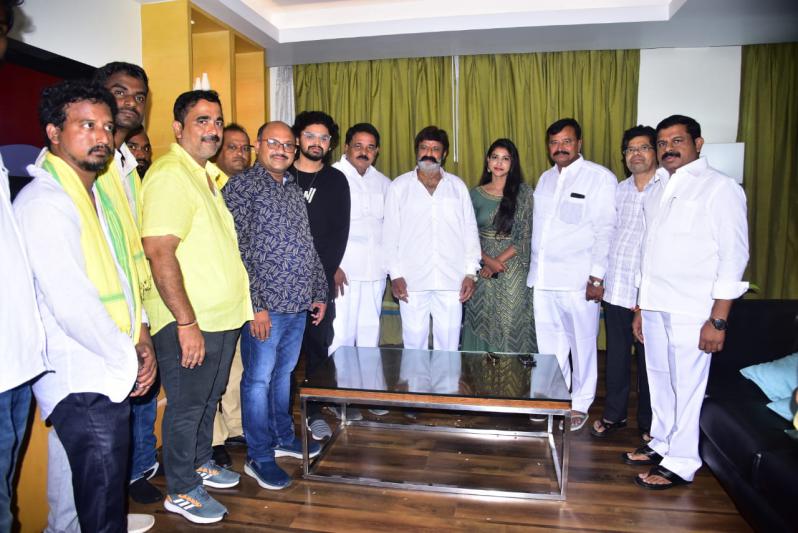 balakrishna-launched-the-iq-movie-trailer-11.jpg