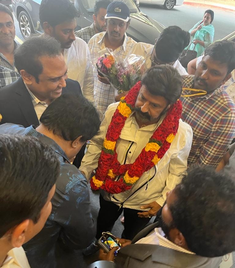 balakrishna-received-grand-welcome-in-philadelphia-7-jul-2023-2.jpg