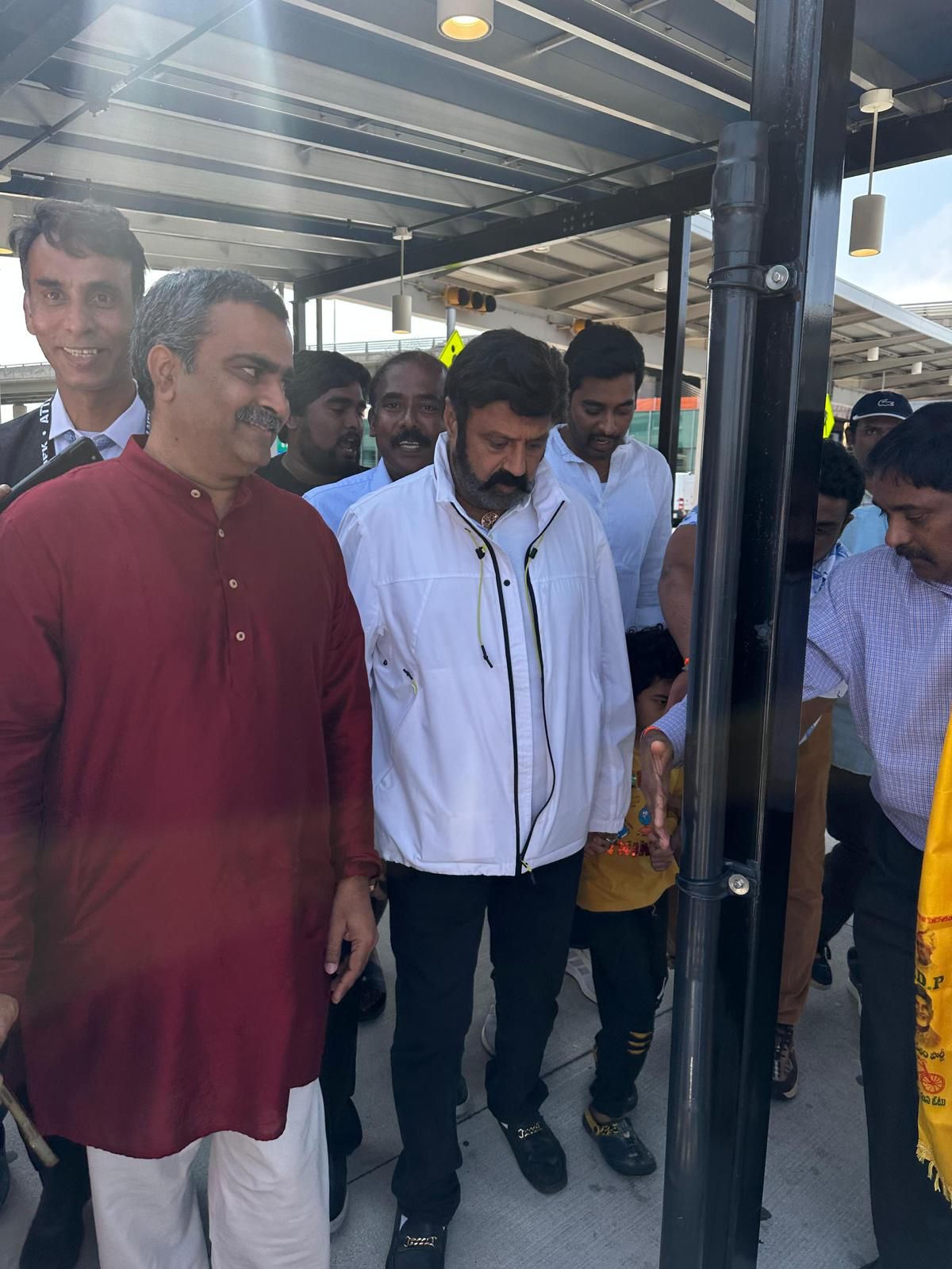 balakrishna-received-grand-welcome-in-philadelphia-7-jul-2023-5.jpg