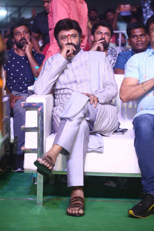balakrishna-stills-2-8.jpg