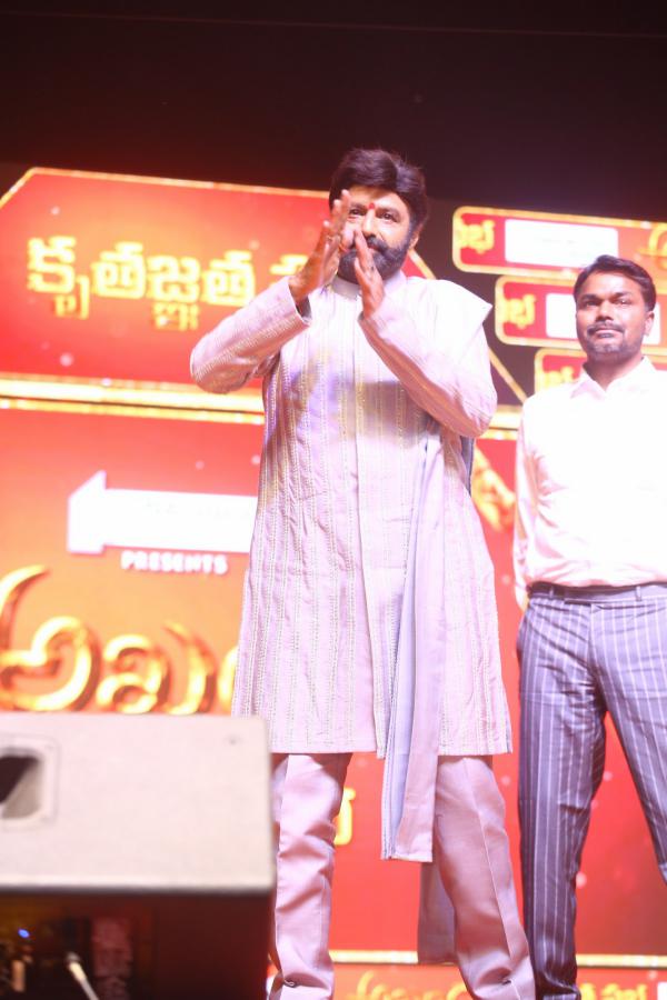 balakrishna-stills-2-9.jpg