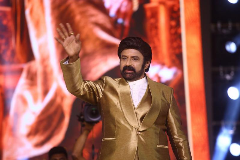 balakrishna-stills-3-9.jpg