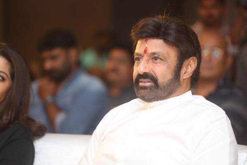 balakrishna-stills-4-3.jpg