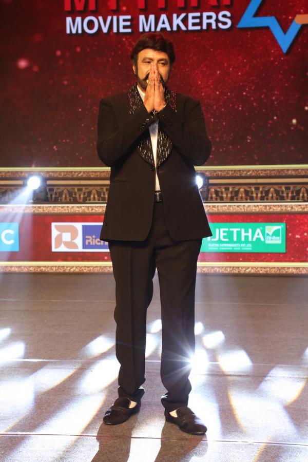 balakrishna-stills-5-10.jpg