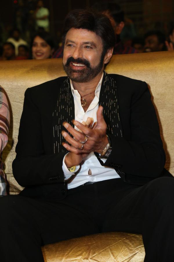 balakrishna-stills-5-16.jpg