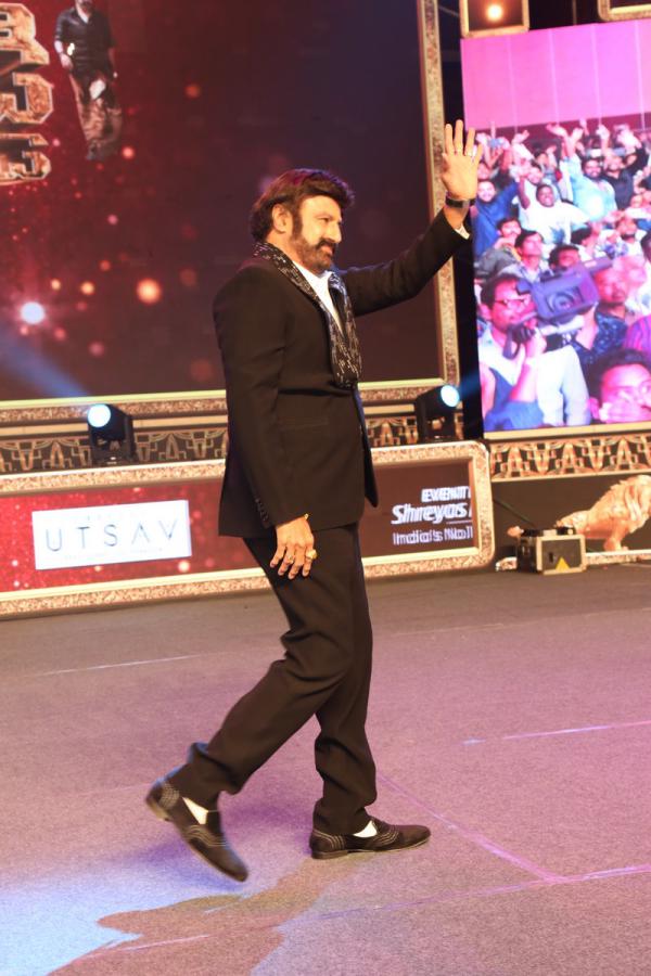 balakrishna-stills-5-2.jpg