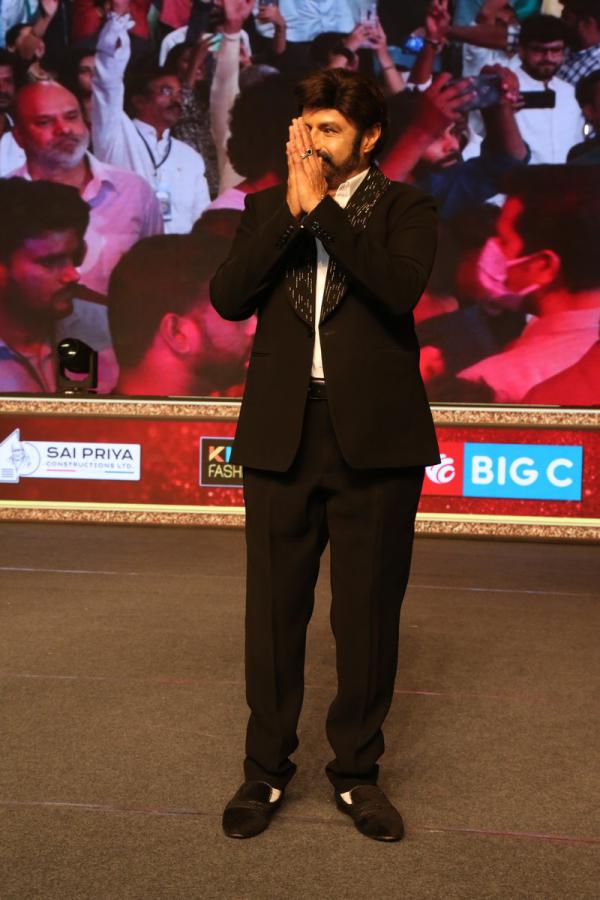 balakrishna-stills-5-6.jpg