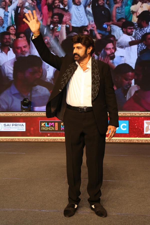 balakrishna-stills-5-7.jpg