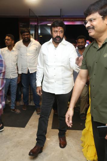 balakrishna-stills-6-2.jpg