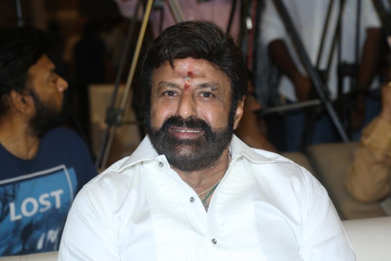 balakrishna-stills-6-3.jpg
