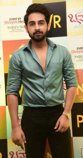banaras-movie-song-released-by-sukumar-4.jpg