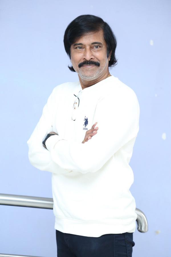bhanu-chander-stills-4.jpg