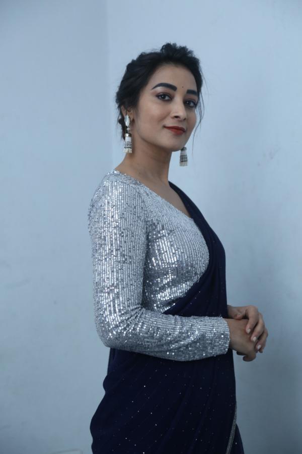 bhanusri-stills-7.jpg