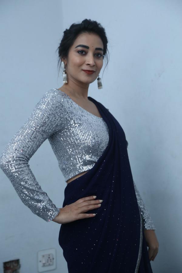 bhanusri-stills-8.jpg