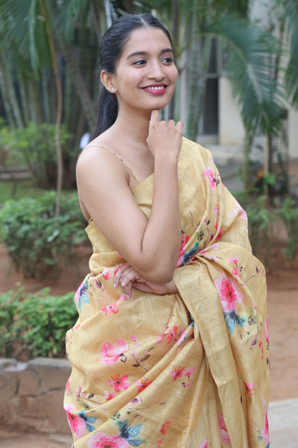 bhavana-vazhapandal-stills-2-17.jpg