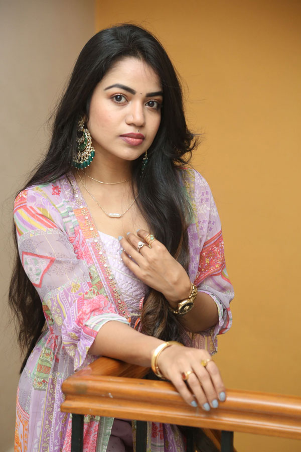 bhavya-sree-stills-11.jpg