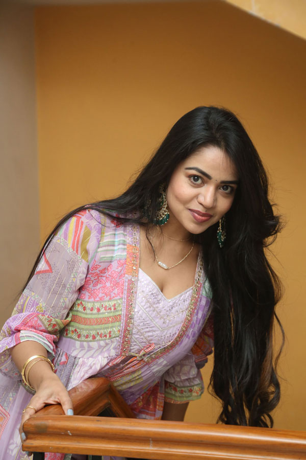 bhavya-sree-stills-14.jpg