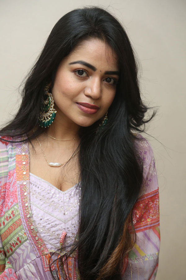 bhavya-sree-stills-3.jpg