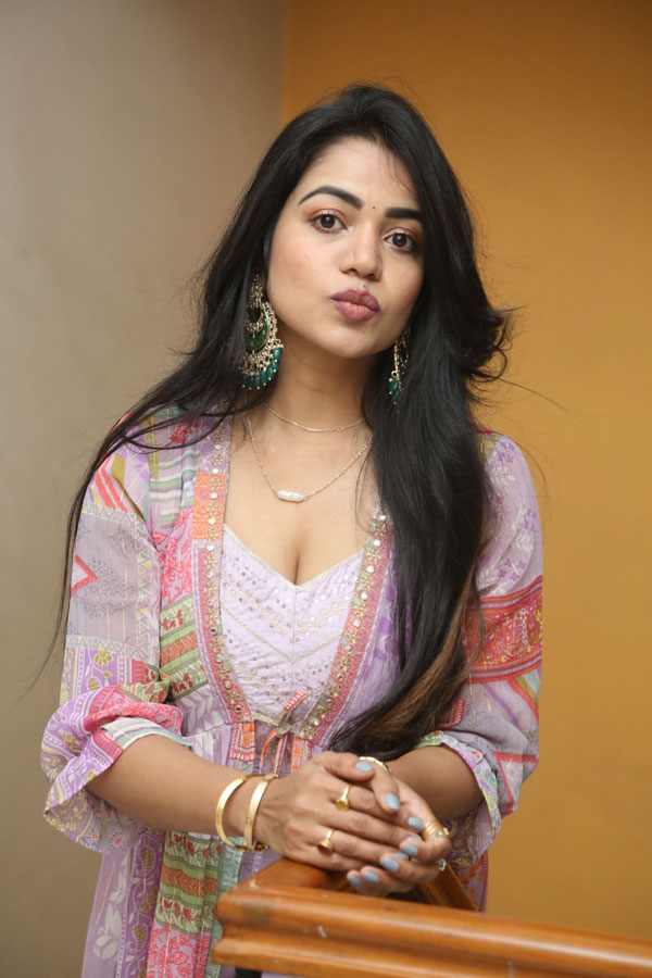 bhavya-sree-stills-8.jpg