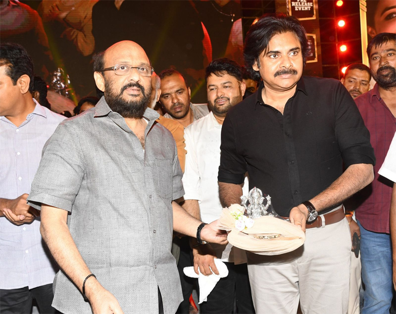 bheemla-nayak-pre-release-2.jpg