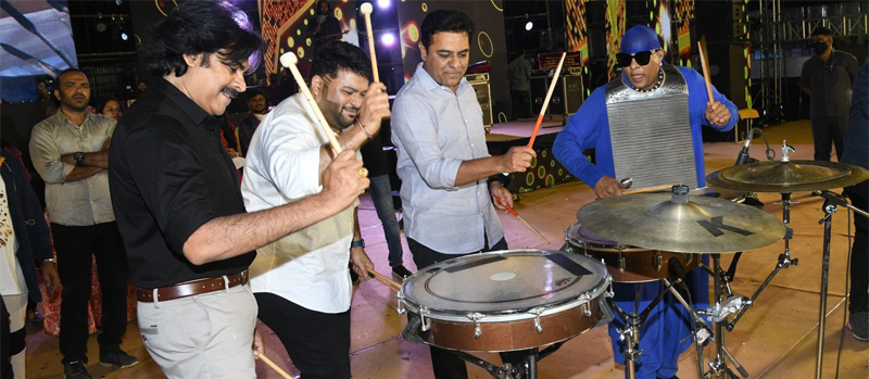 bheemla-nayak-pre-release-3.jpg