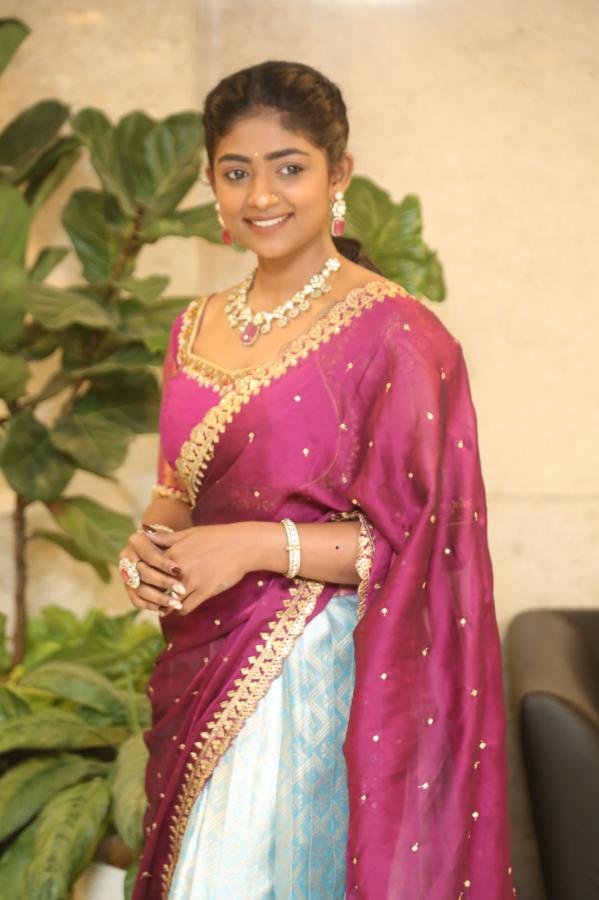 bhoomi-shetty-stills-2-25.jpg