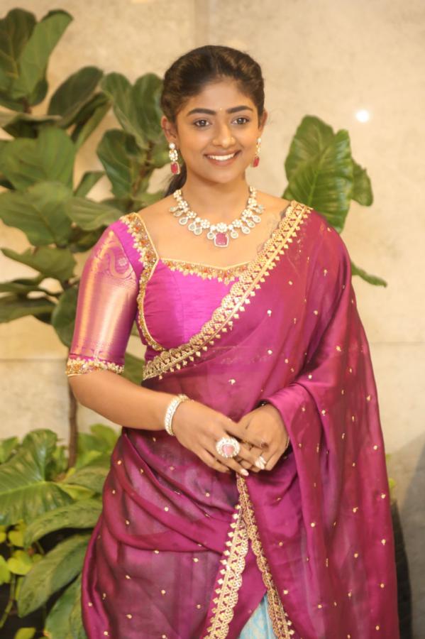 bhoomi-shetty-stills-2-6.jpg