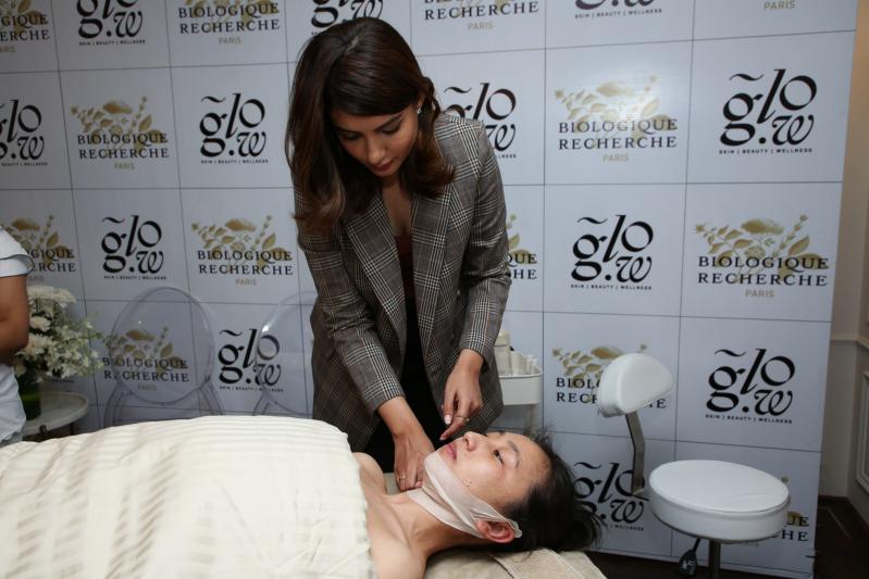 biologique-recherche-indias-expert-centre-at-glow-clinic-banjara-hills-17.jpg