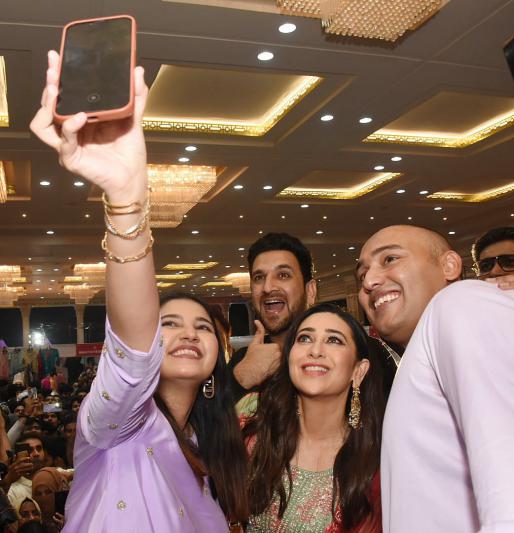 Bollywood Actress Karishma Kapoor Grand Inaugurate by Ramzan Expo – Daawat-e-Ramzan