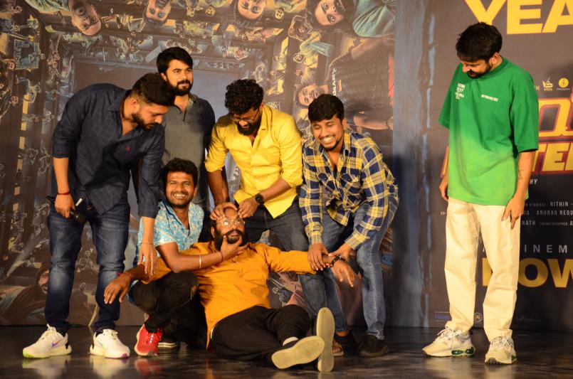 boys-hostel-movie-team-press-meet-12.jpg