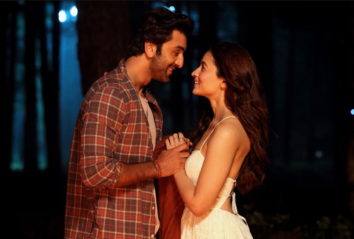 brahmastra-movie-stills-3.jpg