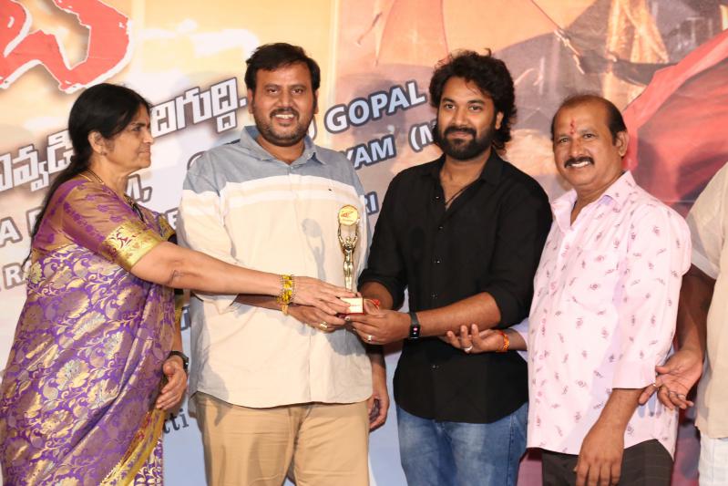 bullet-movie-50-days-celebrations-33.jpg