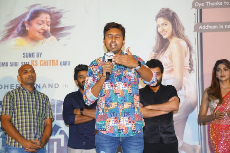 calling-sahasra-movie-song-launch-6.jpg