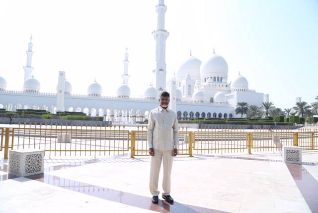 cbndubai12.jpg