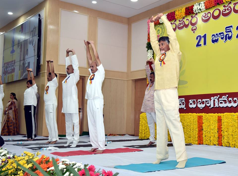 Andhra CM performs Yoga in Amaravati