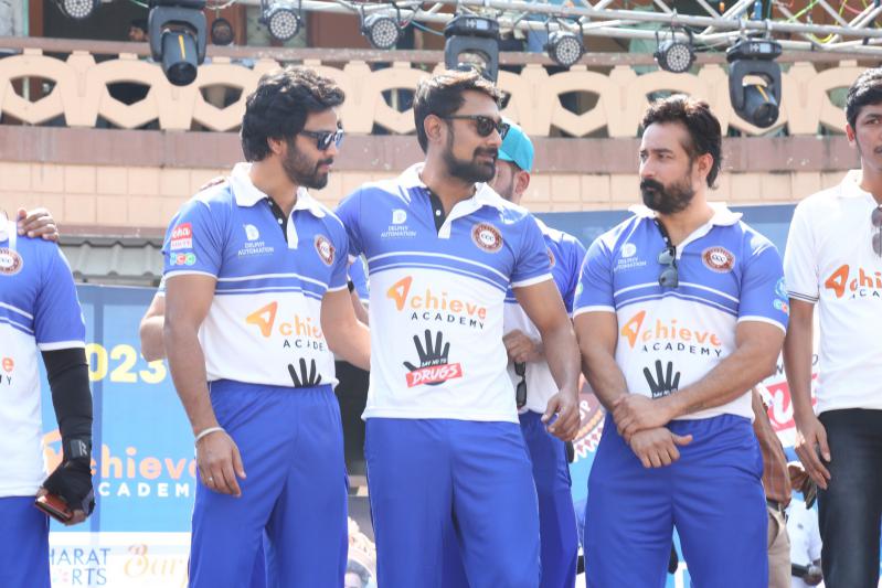 ccc-bollywood-tollywood-cricket-match-15.jpg